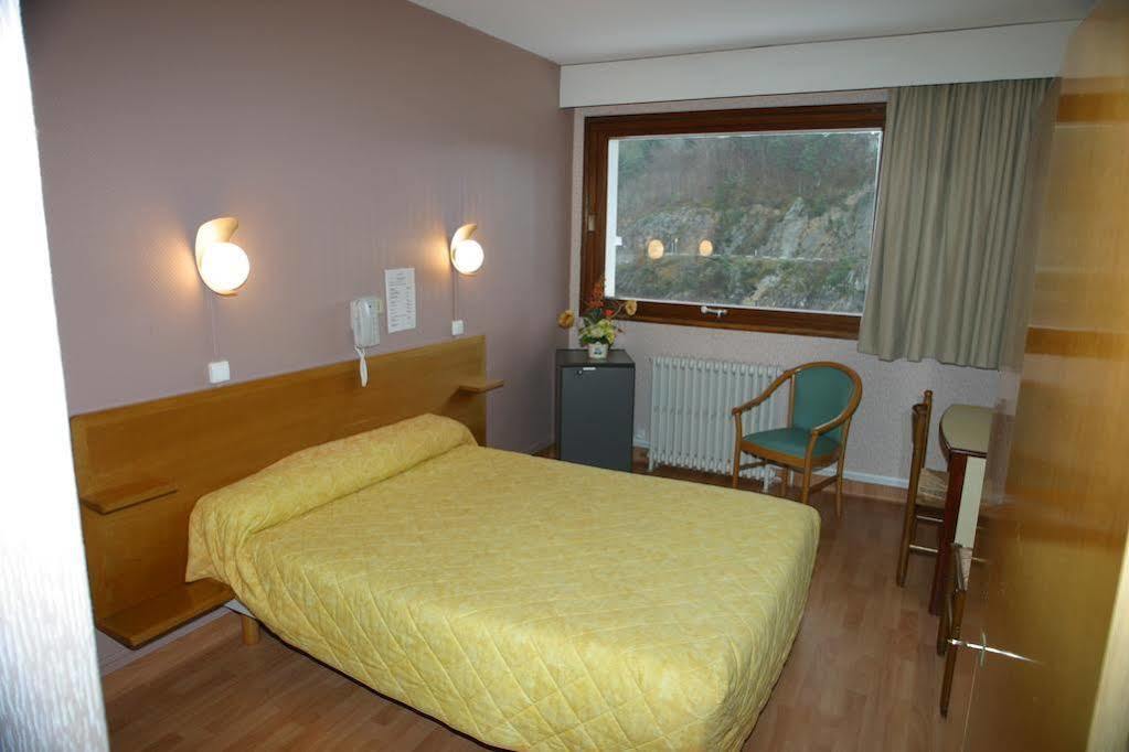 Logis Garabit Hotel Экстерьер фото